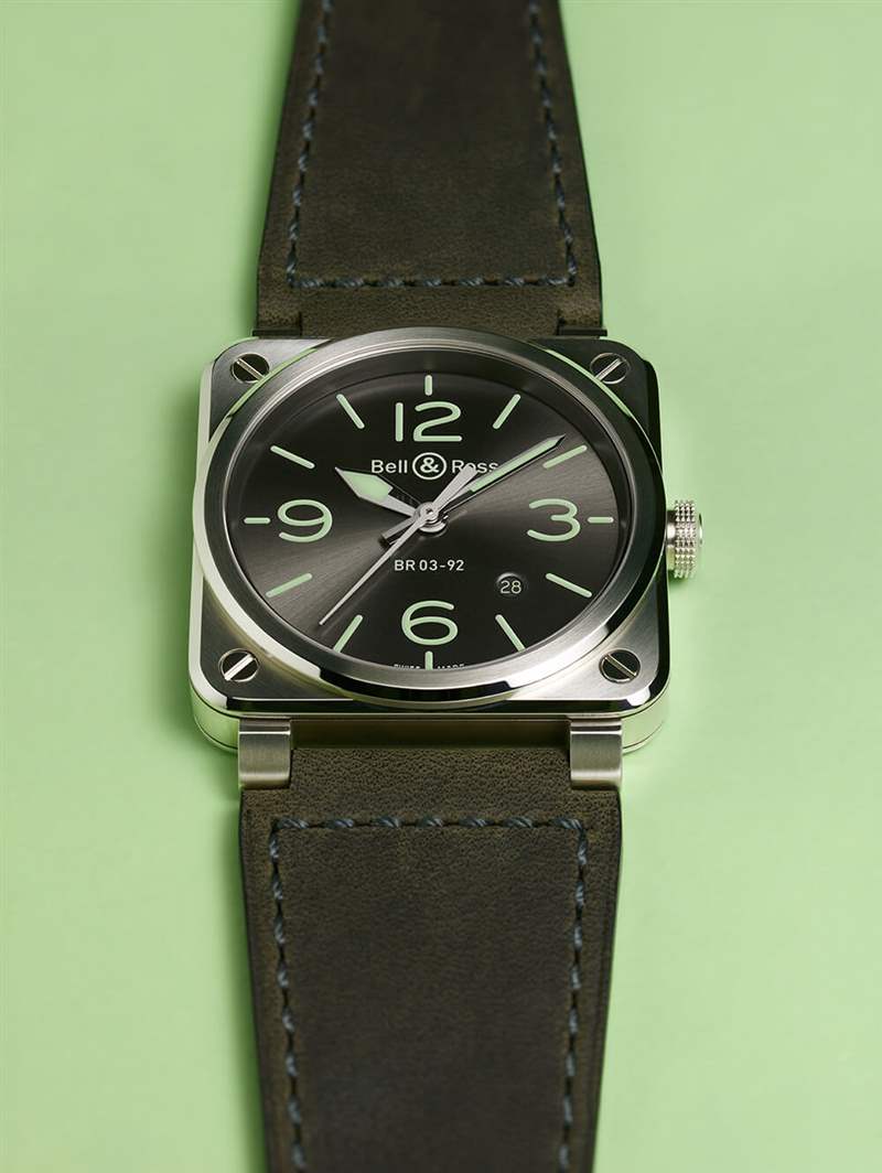 柏萊士Bell & Ross BR03-92 Grey Lum手表-復(fù)刻表